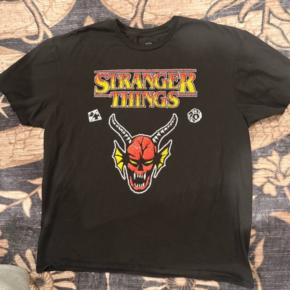 Stranger Things Black Graphic Tee - Picture 1 of 2